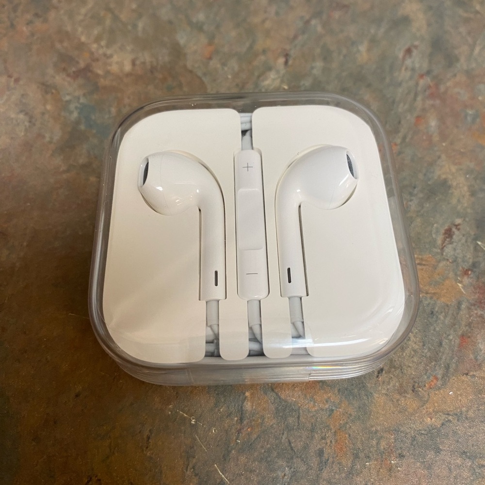 Wired Apple headphones